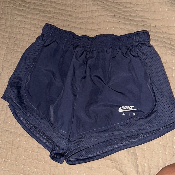 Nike AIR Athletic Shorts - Picture 1 of 4
